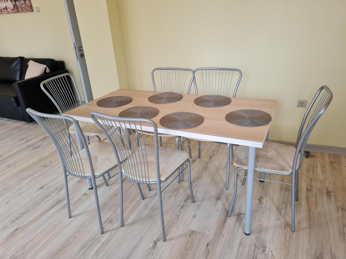 Spacious Apartment "Sunny Sofia" In The Heart Of Varna City Exteriör bild